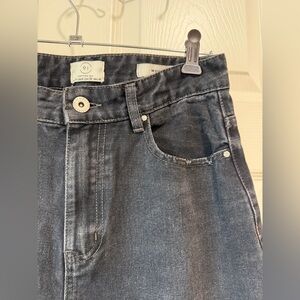 Women’s Black Mom Jeans